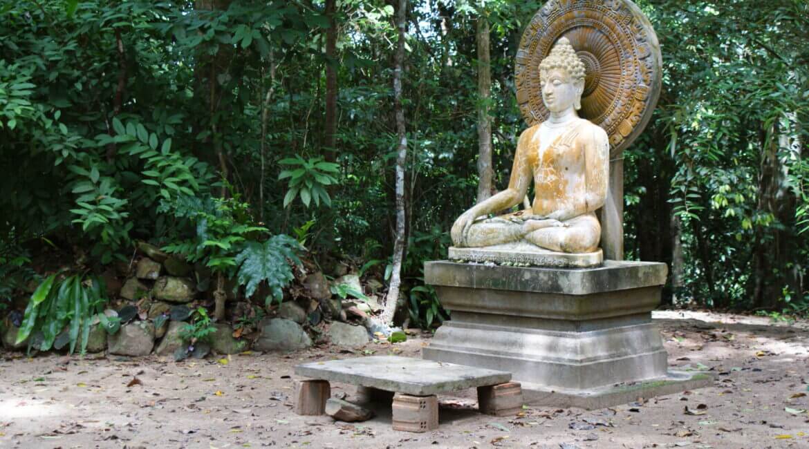 เหตุที่สวนโมกข์ไชยาถึงมีพระพุทธรูปให้กราบไหว้น้อย 11 สวนโมกข์