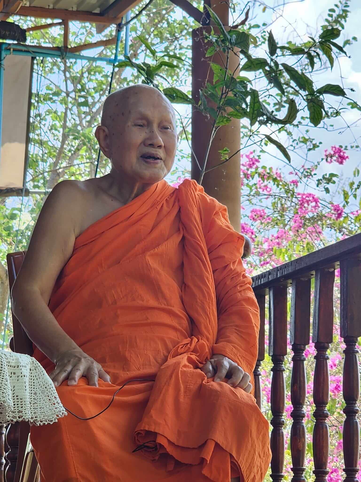 ทำสังคมให้รมณีย์ผ่านการสร้าง "บุคคลรมณีย์" 6 download 12 1