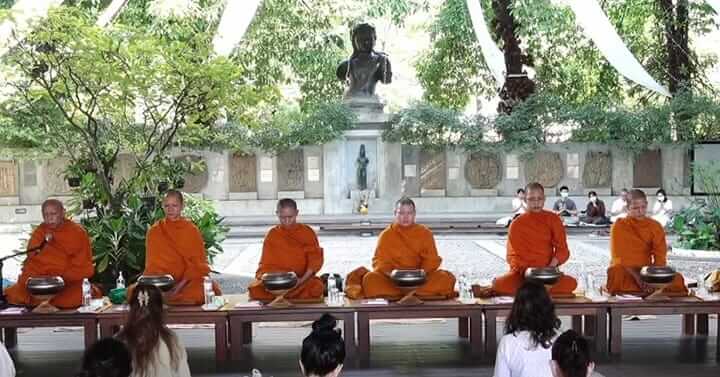 (บันทึก) ทำบุญตักบาตรส่งท้ายปี 2566 5 picture in20240102155114