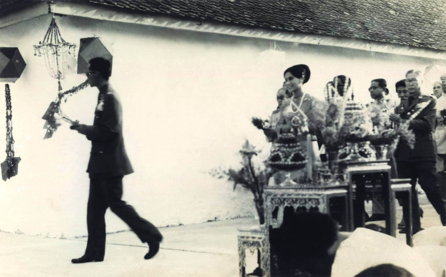 พุทธทาสภิกขุถวายวิปัสสนาใน "ธรรมวิจักขณกถา" แด่พระบาทสมเด็จพระเจ้าอยู่หัวรัชกาลที่ ๙ และสมเด็จพระนางเจ้าฯ พระบรมราชินีนาถ 3 465552430 9191935214173486 4120591654423088515 n