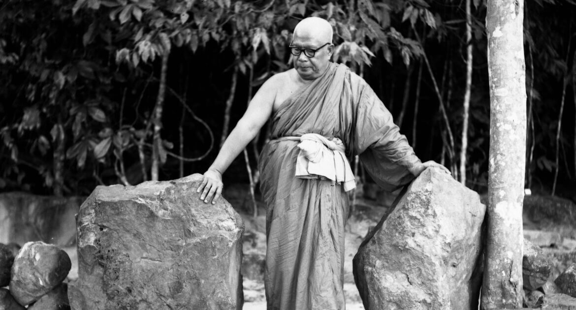 การเมืองของสัตบุรุษ กับ การเมืองของอสัตบุรุษ 13 อ.จ พุทธทาส 377 cr