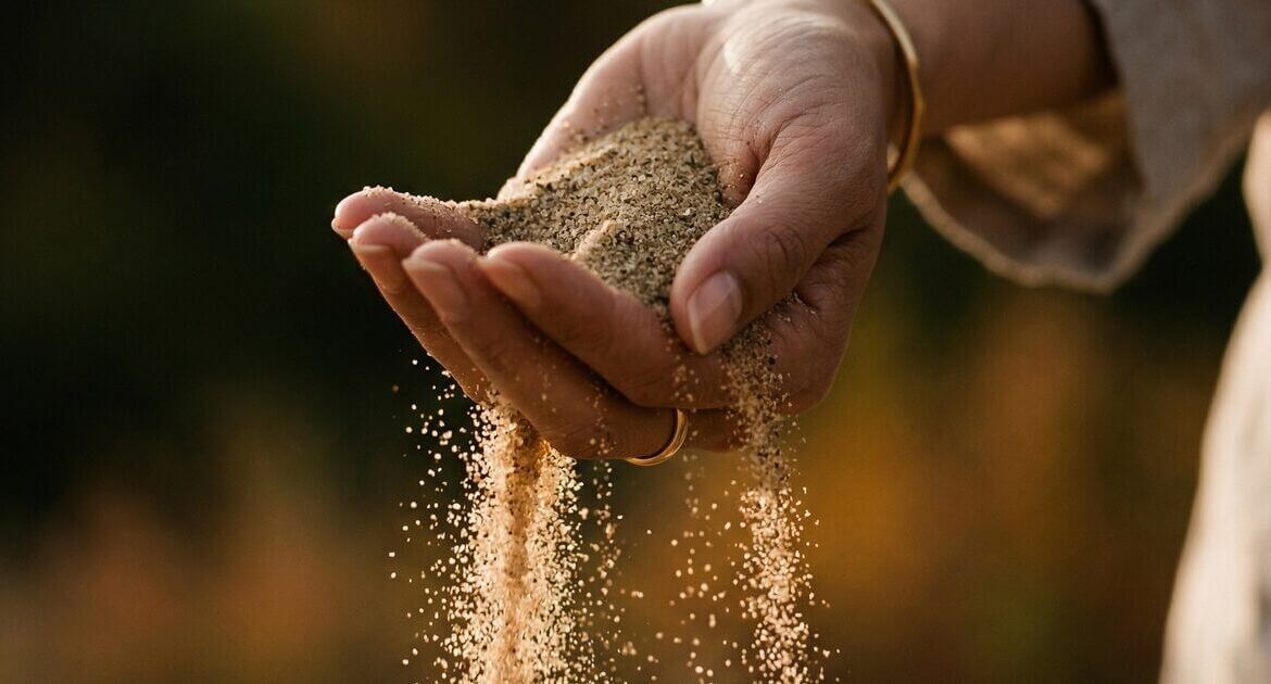 สิ่งที่คุณคิดว่า "คุณเป็นเจ้าของ" อาจ "เป็นเจ้าของคุณ" ต่างหาก!? วิธีแก้ไขและปล่อยวาง 7 let go