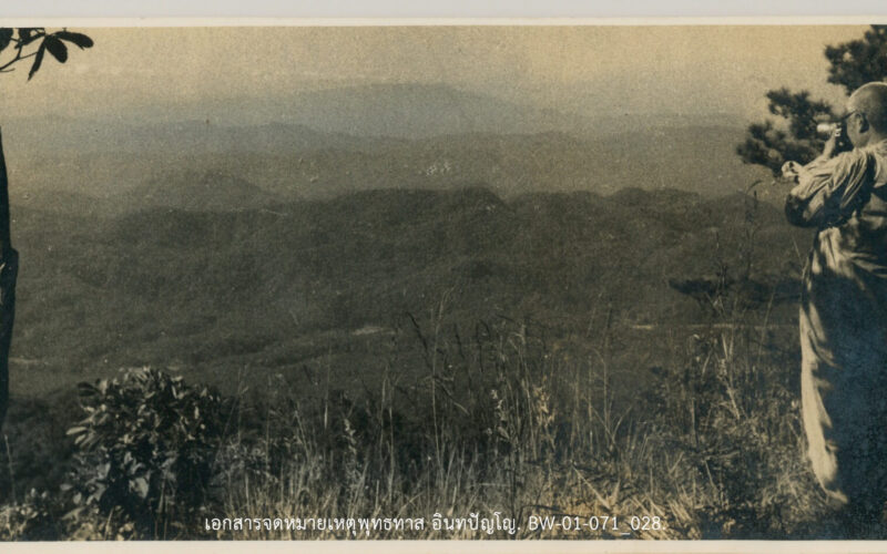 พุทธทาสกับกล้อง