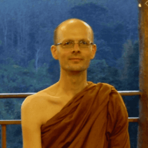 Ajahn+Gavesako
