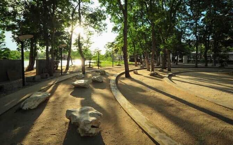 Buddha-Dhamma-Garden